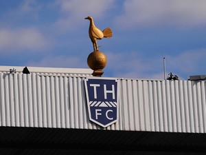 Tottenham Hotspur considering move for Douglas Luiz